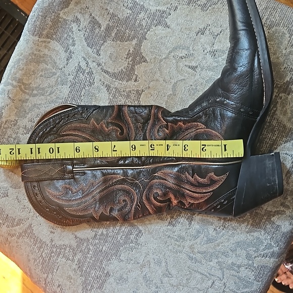 ARIAT Snip Toe Black Boots - Picture 16 of 16